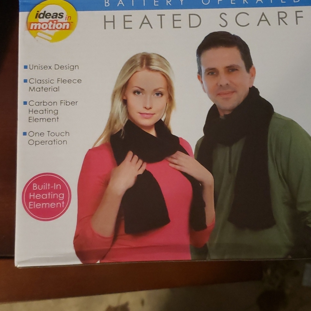 Heated scarf